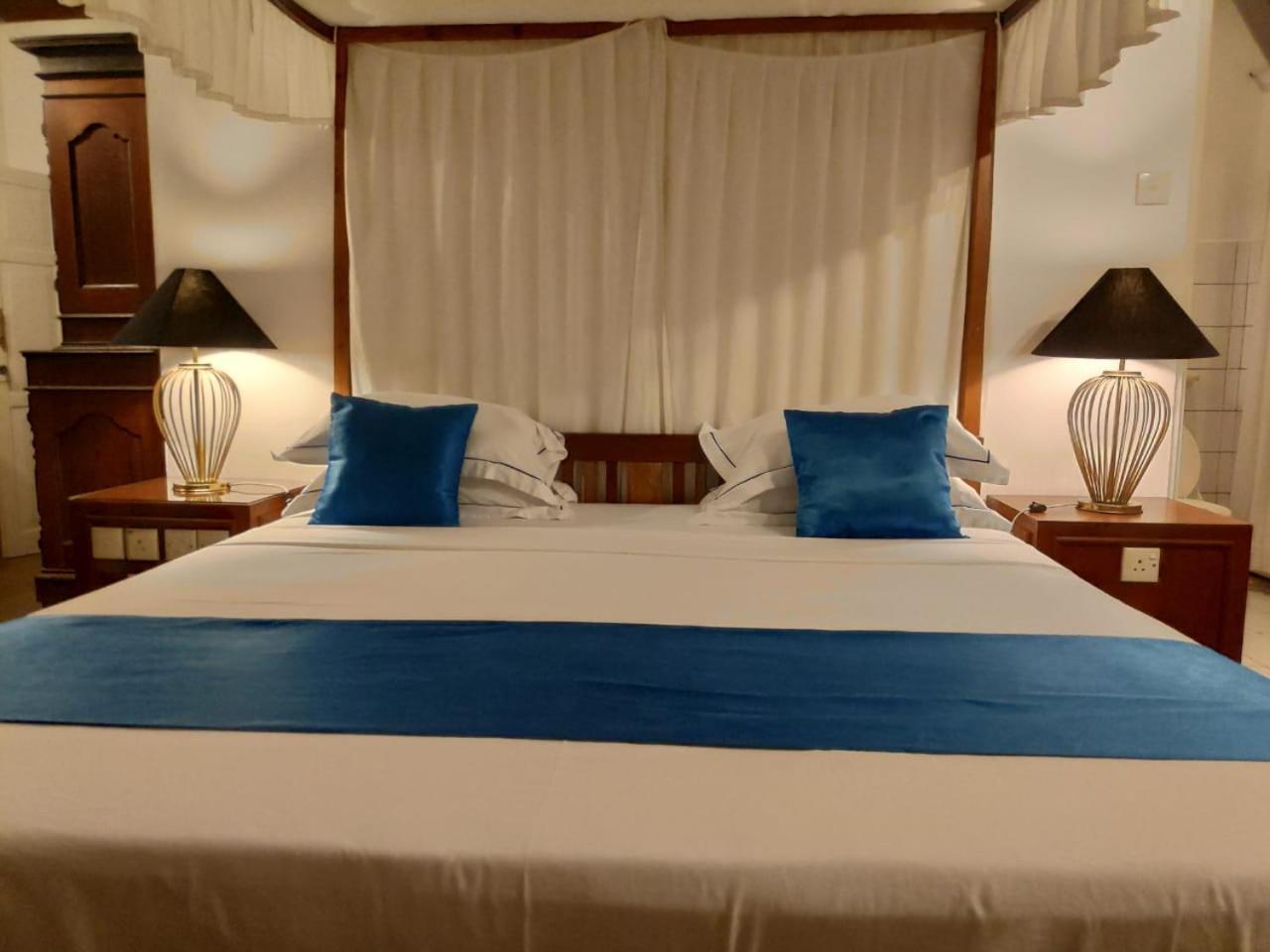 קיטולגאלה Royal River Resort מראה חיצוני תמונה