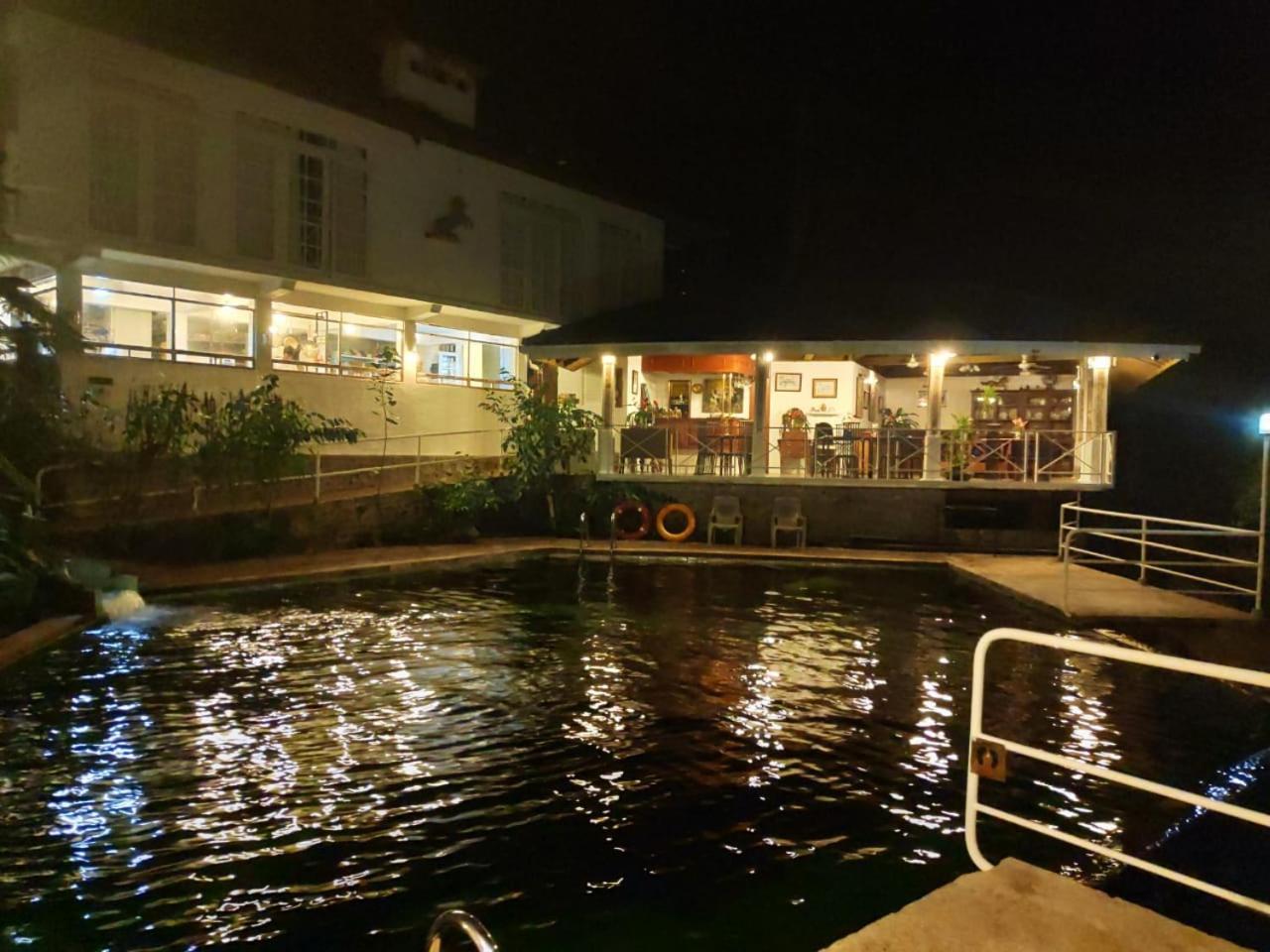 קיטולגאלה Royal River Resort מראה חיצוני תמונה